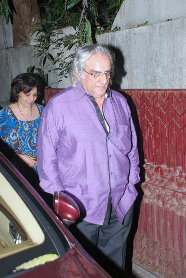 'एजेंट विनोद' की स्‍पेशल स्‍क्रीनिंग पर जुटे सितारे