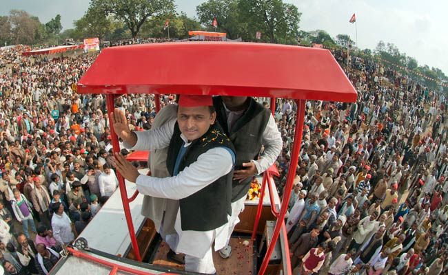 अखिलेश यादव की अनदेखी तस्‍वीरें | युवराजों की जंग