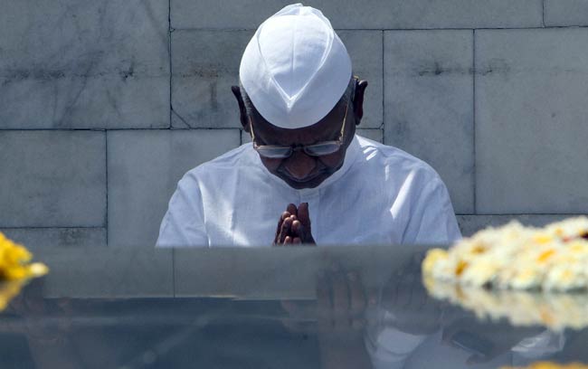 जंतर मंतर पर अन्‍ना का अनशन | हर दिल में अन्ना