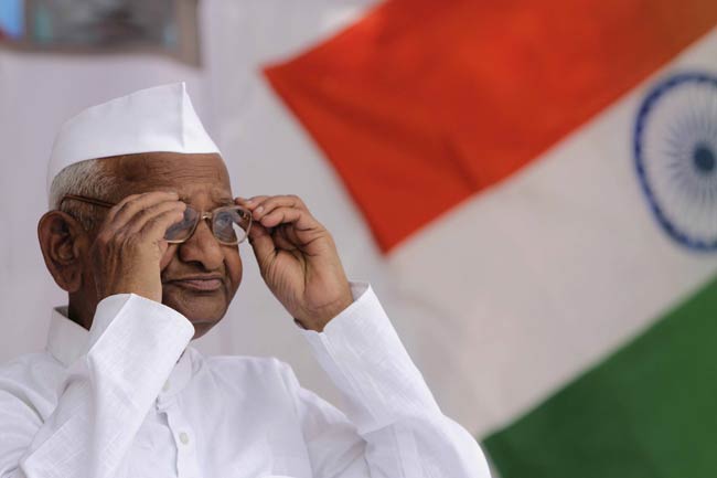 जंतर मंतर पर अन्‍ना का अनशन | हर दिल में अन्ना