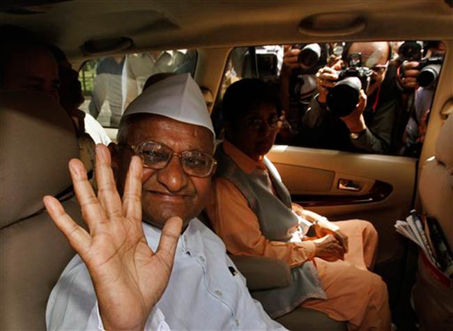 जंतर मंतर पर अन्‍ना का अनशन | हर दिल में अन्ना