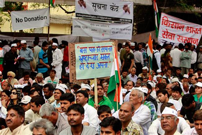 जंतर मंतर पर अन्‍ना का अनशन | हर दिल में अन्ना