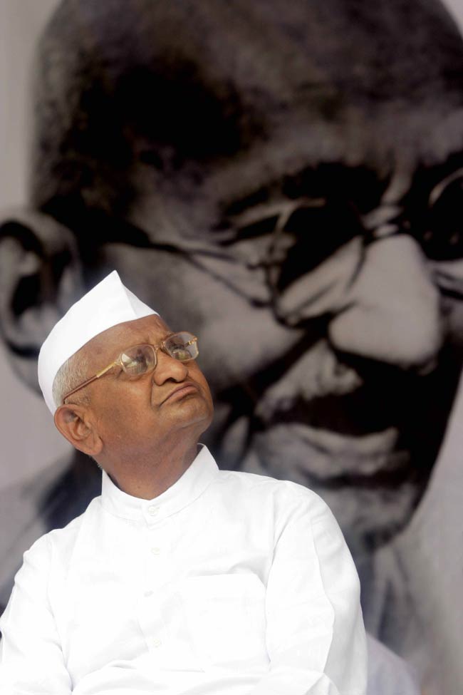 जंतर मंतर पर अन्‍ना का अनशन | हर दिल में अन्ना