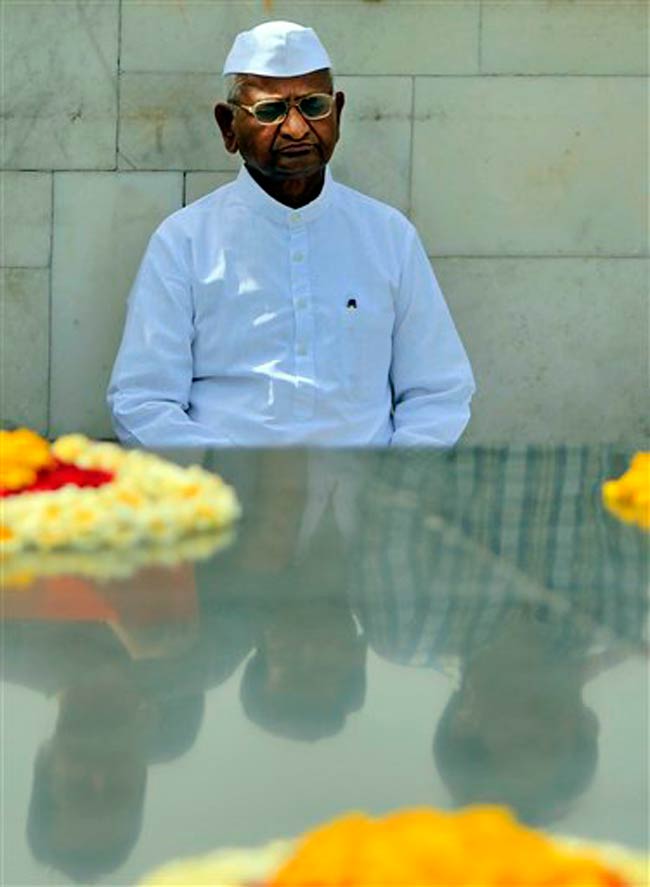 जंतर मंतर पर अन्‍ना का अनशन | हर दिल में अन्ना