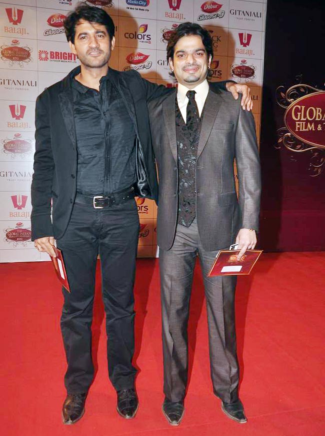 बालाजी अवार्ड समारोह में सितारों का मेला | सितारों की मस्‍ती