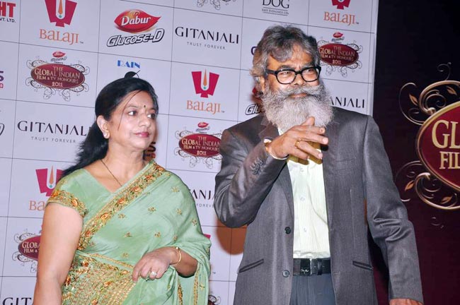 बालाजी अवार्ड समारोह में सितारों का मेला | सितारों की मस्‍ती