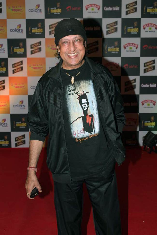 मिर्ची अवार्ड 2012 में ग्लैमर का तड़का | राखी सावंत के ढेरों रूप