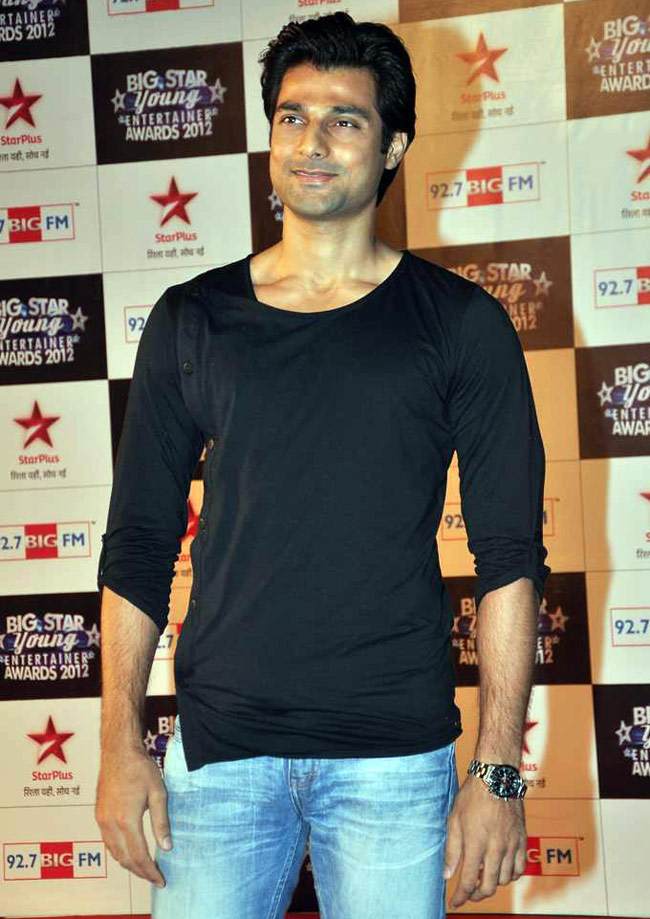 बिग स्टार अवार्ड में लगा हसीनाओं का मेला | जी सिने अवार्ड