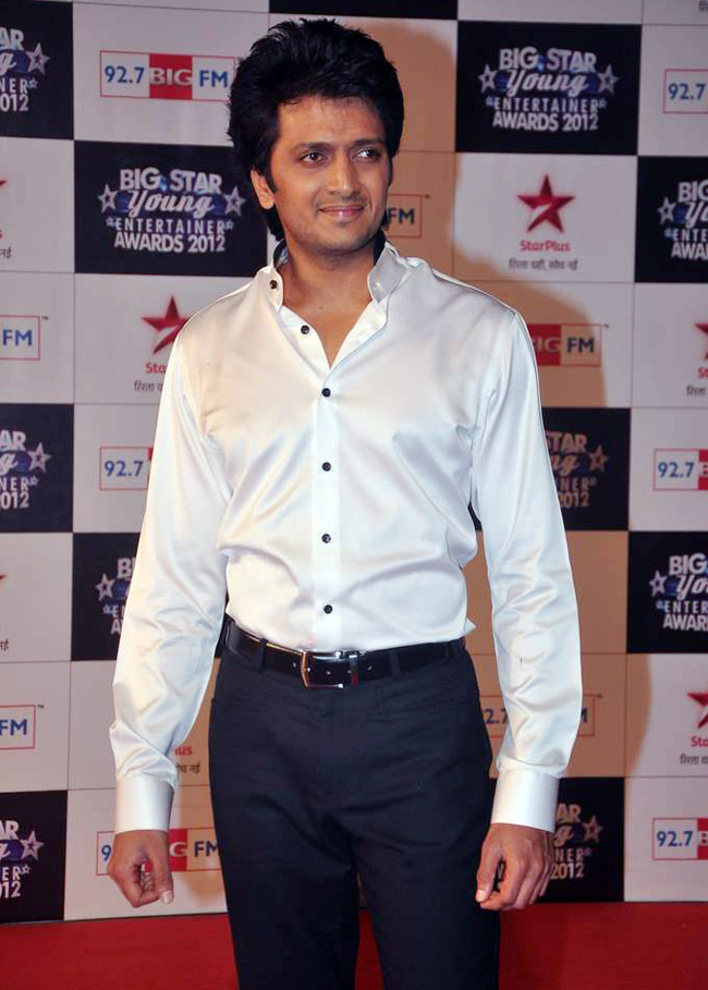 बिग स्टार अवार्ड में लगा हसीनाओं का मेला | जी सिने अवार्ड