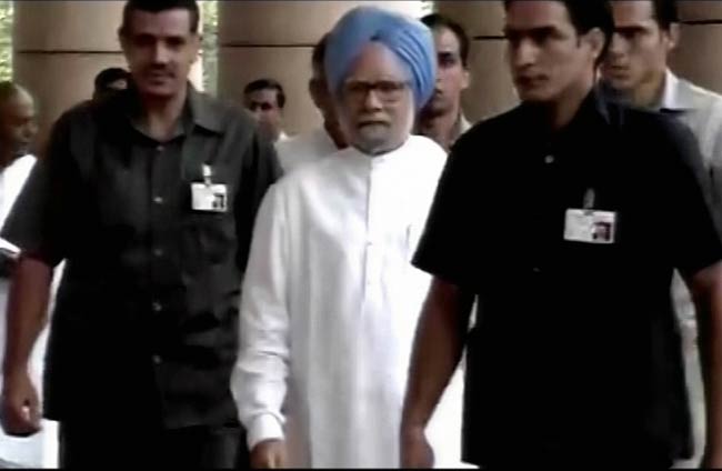 कोयला खदानों में बंदरबांट, 10 लाख करोड़ का घोटाला