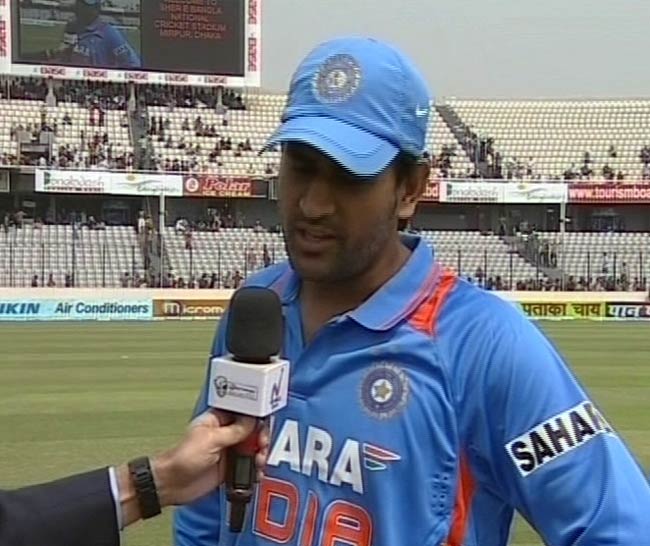 13 मार्च 2012: तस्‍वीरों में देखें दिनभर की बड़ी खबरें | पढ़ें