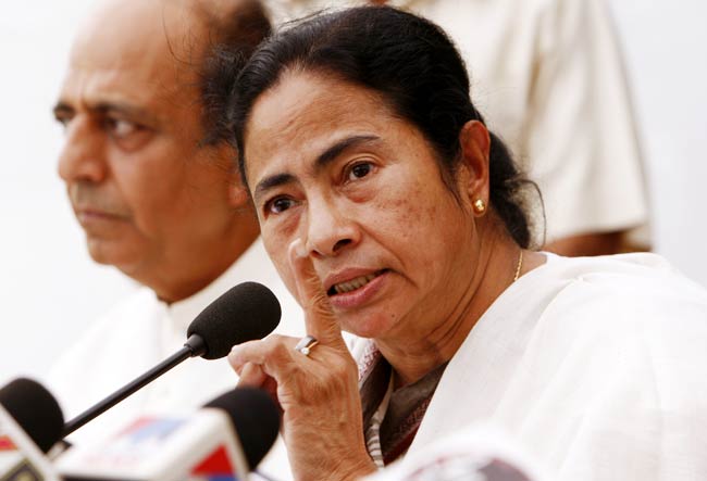 तस्वीरों में जानिए रेल मंत्री दिनेश त्रिवेदी को