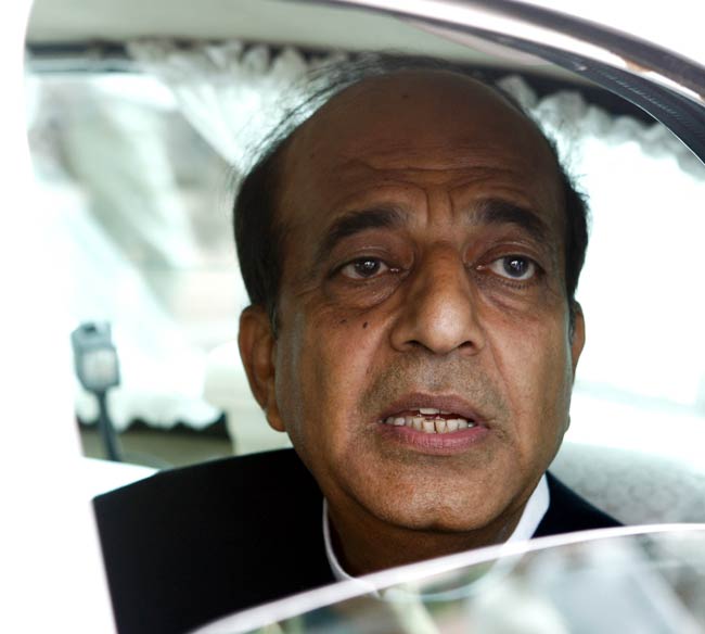 तस्वीरों में जानिए रेल मंत्री दिनेश त्रिवेदी को