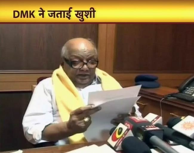 22 मार्च 2012: तस्वीरों में देखें दिनभर की बड़ी खबरें | पढ़ें