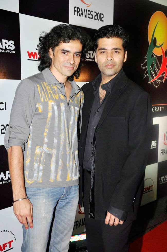 फिक्‍की फ्रेम्‍स अवार्ड के शाम की रंगीनियां | विद्या की अदायें