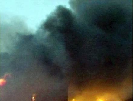 कोलकाता के बाजार में लगी आग, कई दुकानें स्‍वाहा