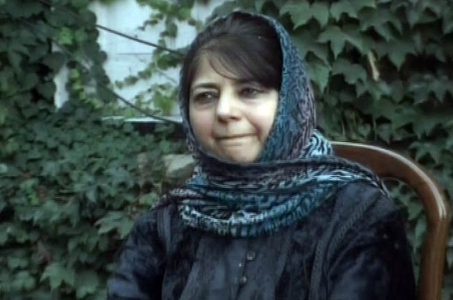 26 मार्च 2012: तस्‍वीरों में देखें दिनभर की बड़ी खबरें | पढ़ें