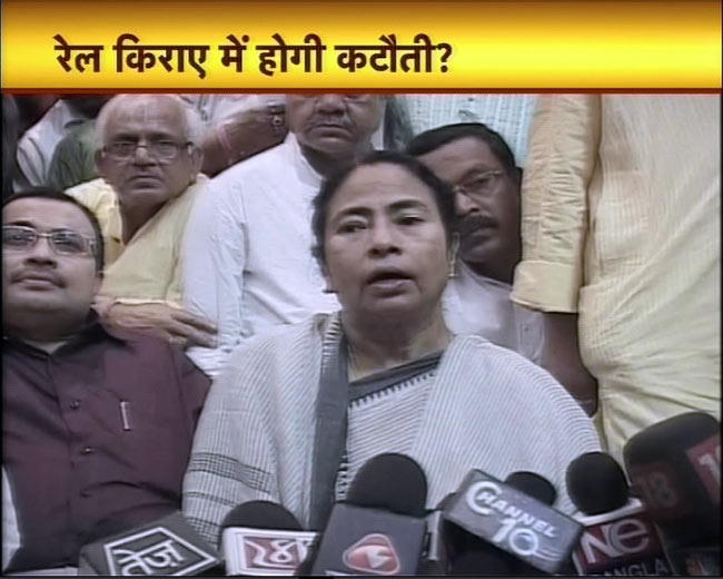 17 मार्च 2012: तस्‍वीरों में देखें दिनभर की बड़ी खबरें