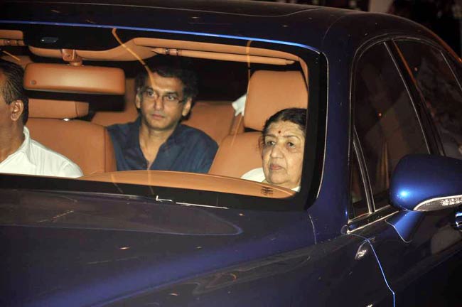 महाशतक के बाद सचिन का 'महास्वागत' | मास्टर का महाशतक