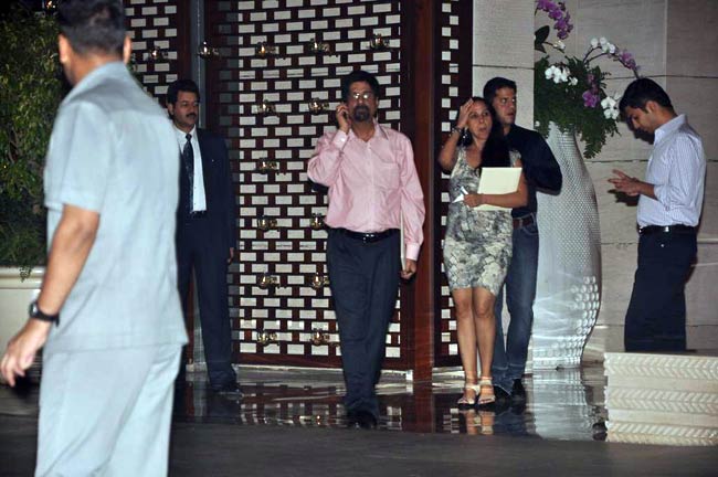 महाशतक के बाद सचिन का 'महास्वागत' | मास्टर का महाशतक