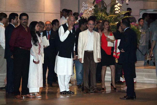 महाशतक के बाद सचिन का 'महास्वागत' | मास्टर का महाशतक