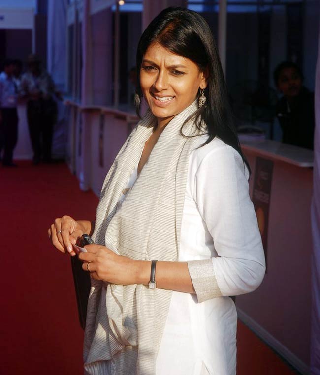 फिक्‍की फ्रेम्‍स अवार्ड के शाम की रंगीनियां | विद्या की अदायें