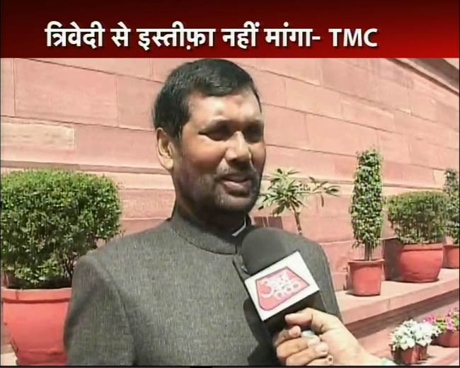 15 मार्च 2012: तस्‍वीरों में देखें दिनभर की बड़ी खबरें | पढ़ें