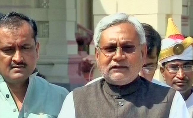 16 मार्च 2012: तस्‍वीरों में देखें दिनभर की बड़ी खबरें  | पढ़ें