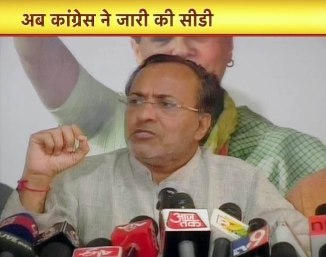 23 मार्च 2012: तस्वीरों में देखें दिनभर की बड़ी खबरें | पढ़ें