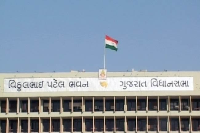 23 मार्च 2012: तस्वीरों में देखें दिनभर की बड़ी खबरें | पढ़ें