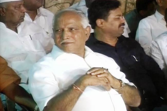 20 मार्च 2012: तस्वीरों में देखें दिनभर की बड़ी खबरें | पढ़ें