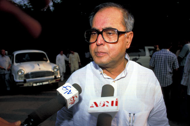 राष्ट्रपति प्रणब मुखर्जी का राजनीतिक सफर | झूम उठे समर्थक