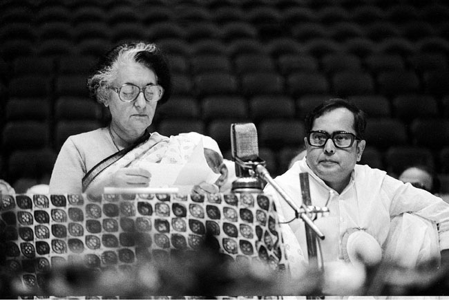 राष्ट्रपति प्रणब मुखर्जी का राजनीतिक सफर | झूम उठे समर्थक