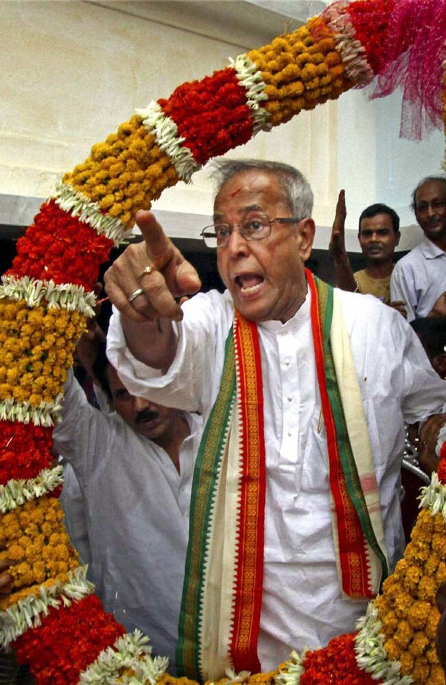 राष्ट्रपति प्रणब मुखर्जी का राजनीतिक सफर | झूम उठे समर्थक