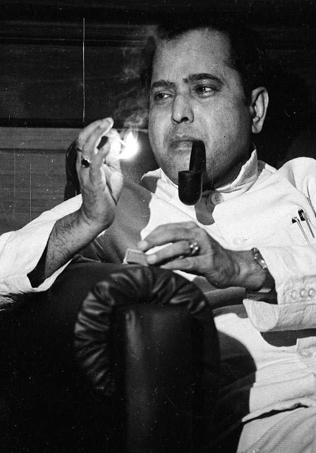 राष्ट्रपति प्रणब मुखर्जी का राजनीतिक सफर | झूम उठे समर्थक