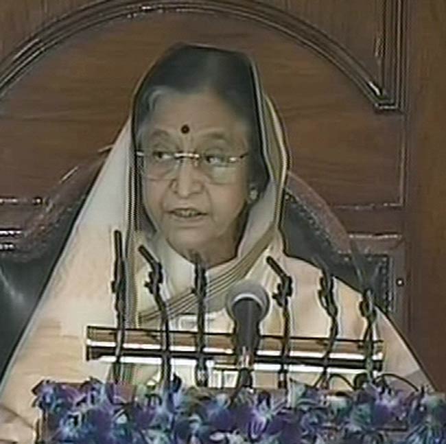 12 मार्च 2012: तस्‍वीरों में देखें दिनभर की बड़ी खबरें | पढ़ें