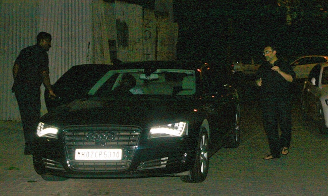 रानी के घर आई आदी की बारात: अनदेखी तस्‍वीरें