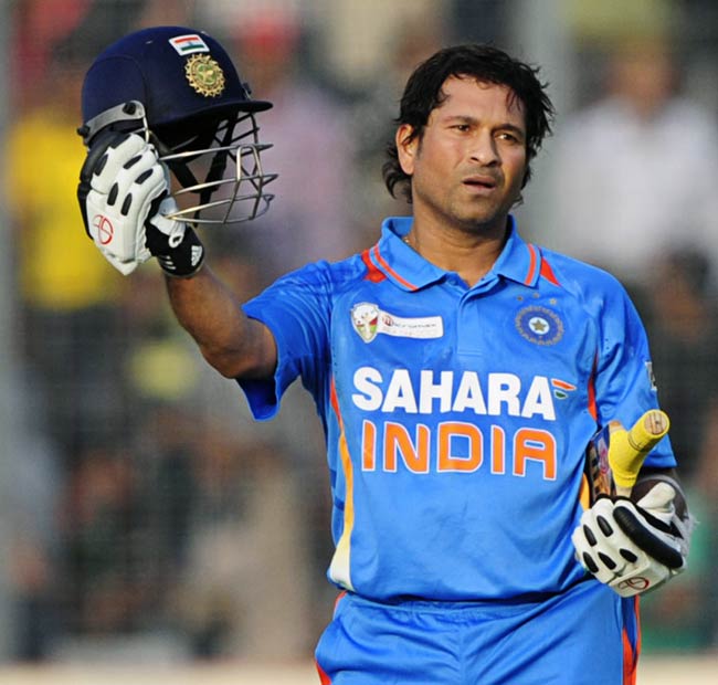 सचिन के महाशतक पर झूमा पूरा देश | मास्टर का महाशतक