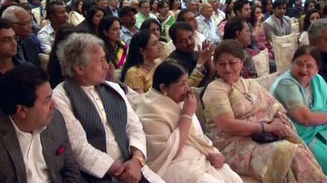 सचिन के स्वागत में कौन-कौन पहुंचा... | सचिन का 'महास्वागत'