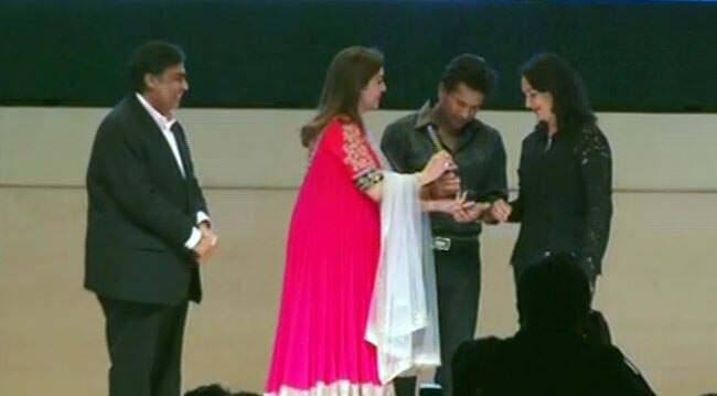 सचिन के स्वागत में कौन-कौन पहुंचा... | सचिन का 'महास्वागत'