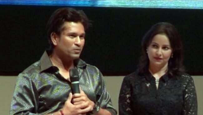 सचिन के स्वागत में कौन-कौन पहुंचा... | सचिन का 'महास्वागत'