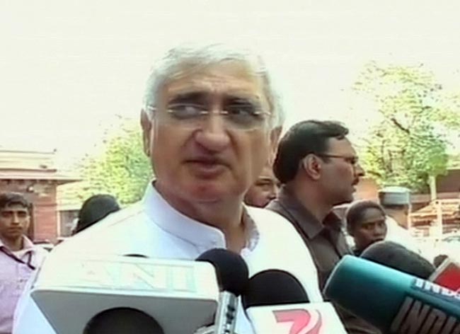 14 मार्च 2012: तस्‍वीरों में देखें दिनभर की बड़ी खबरें | पढ़ें