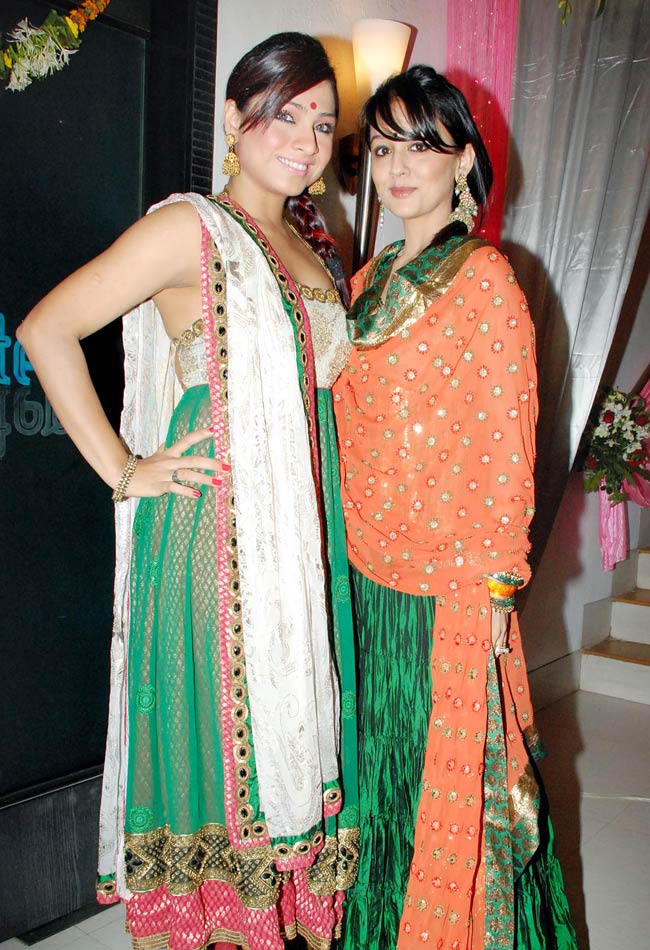 6 साल के प्यार के बाद एक-दूसरे के होंगे आमिर-संजीदा | रितेश की शादी