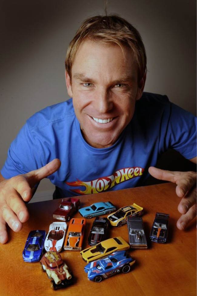 ट्विटर के जरिए सितारों का पब्लिक 'कनेक्शन' | सविता भाभी