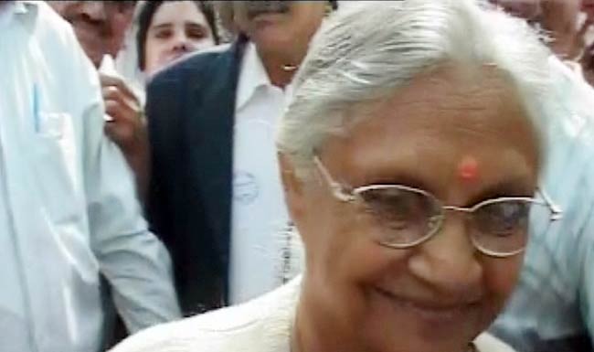 8 मार्च 2012: तस्‍वीरों में देखें दिनभर की बड़ी खबरें | पढ़ें