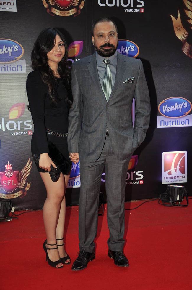 'सुपर फाइट लीग' लॉन्‍च में सितारे | सितारों की मस्‍ती