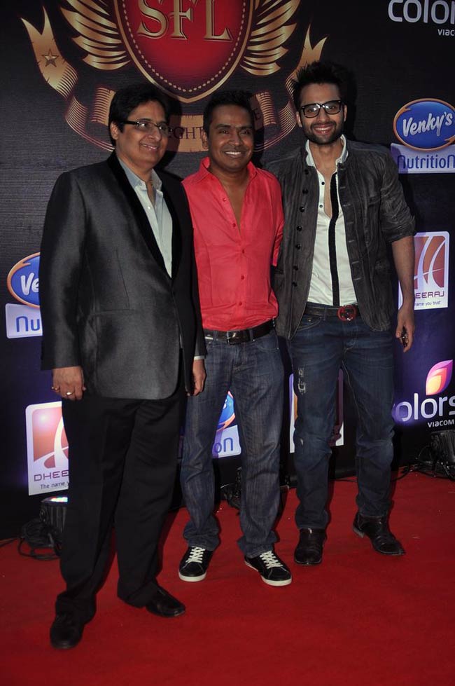 'सुपर फाइट लीग' लॉन्‍च में सितारे | सितारों की मस्‍ती