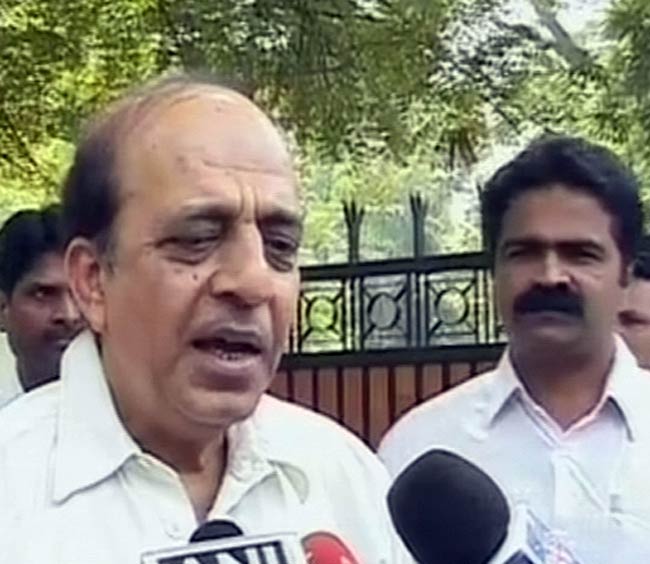 18 मार्च 2012: तस्वीरों में देखें दिनभर की बड़ी खबरें | पढ़ें