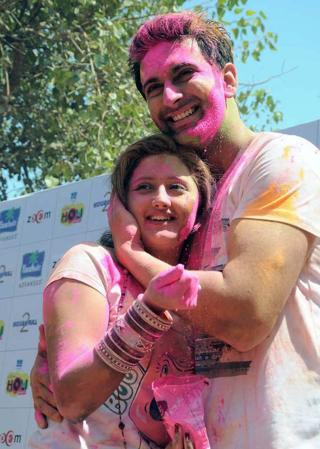 ज़ूम की होली पार्टी में सितारों की धूम । सितारों की मस्‍ती