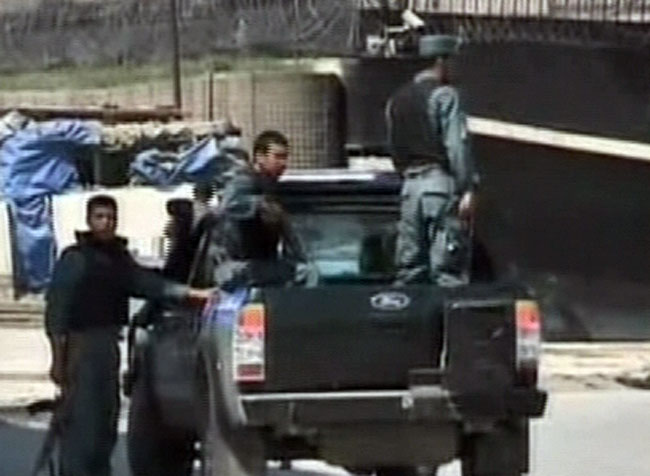 काबुल पर तलिबान का हमला, 12 जगहों पर धमाके